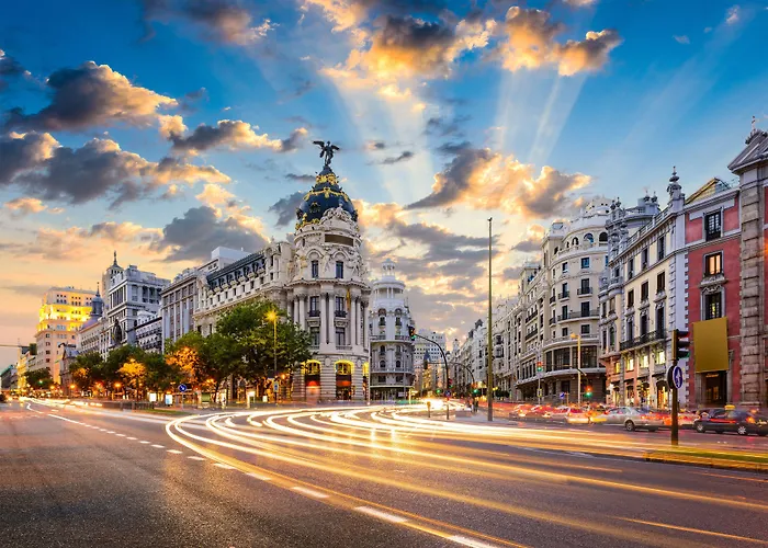 M&F Apartaments Gran Via